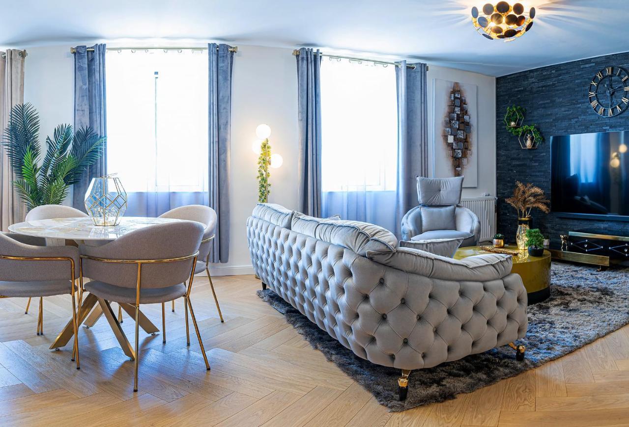 Magnifique Loft / Spa En Face De La Cathedrale ! Narbonne Kültér fotó