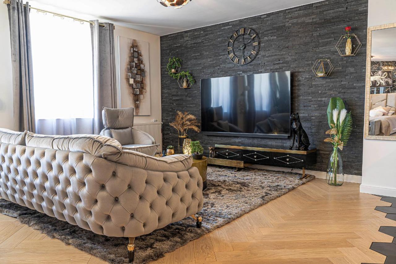 Magnifique Loft / Spa En Face De La Cathedrale ! Narbonne Kültér fotó